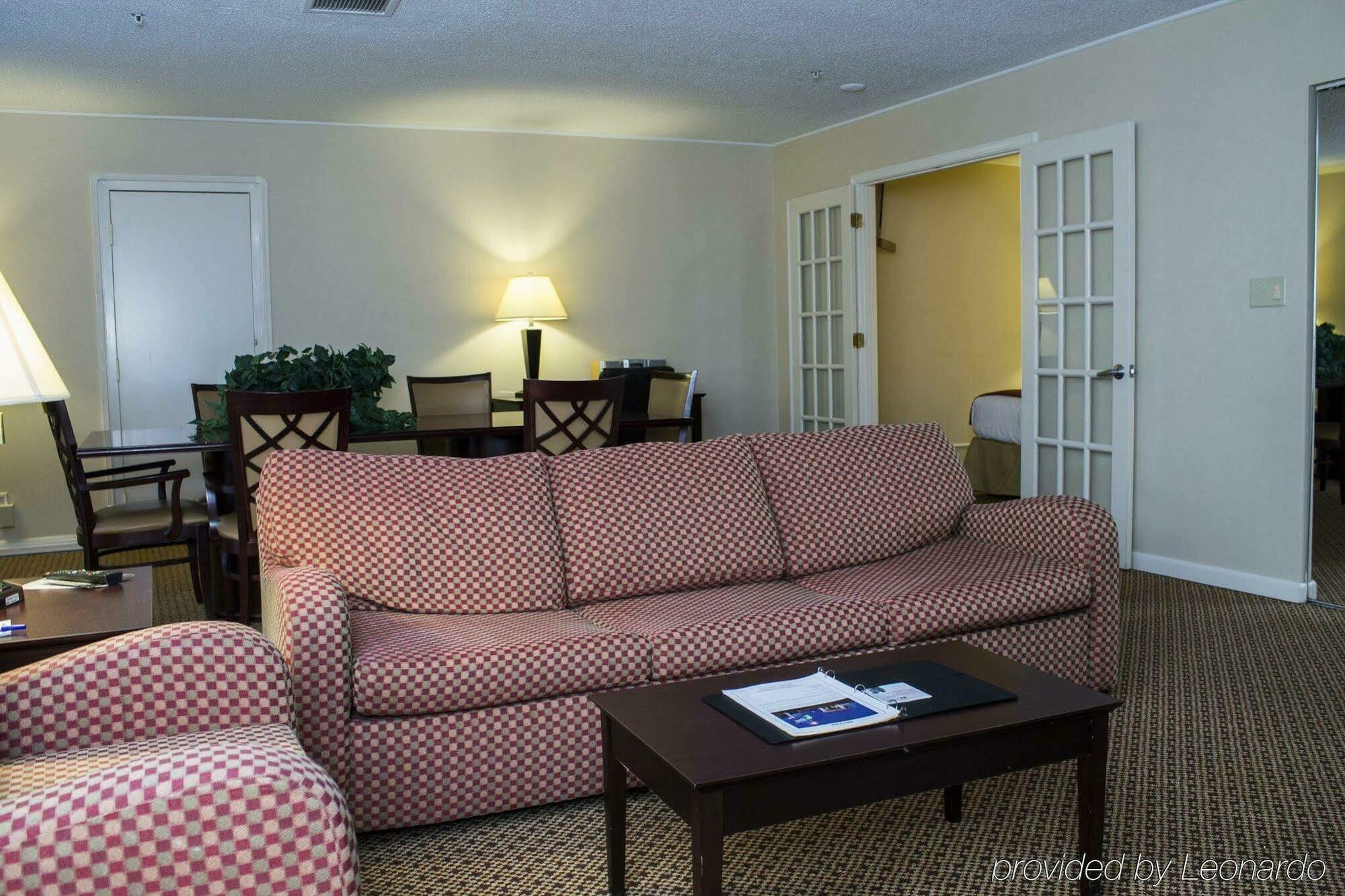 Holiday Inn Express & Suites Springfield By Ihg Exteriér fotografie